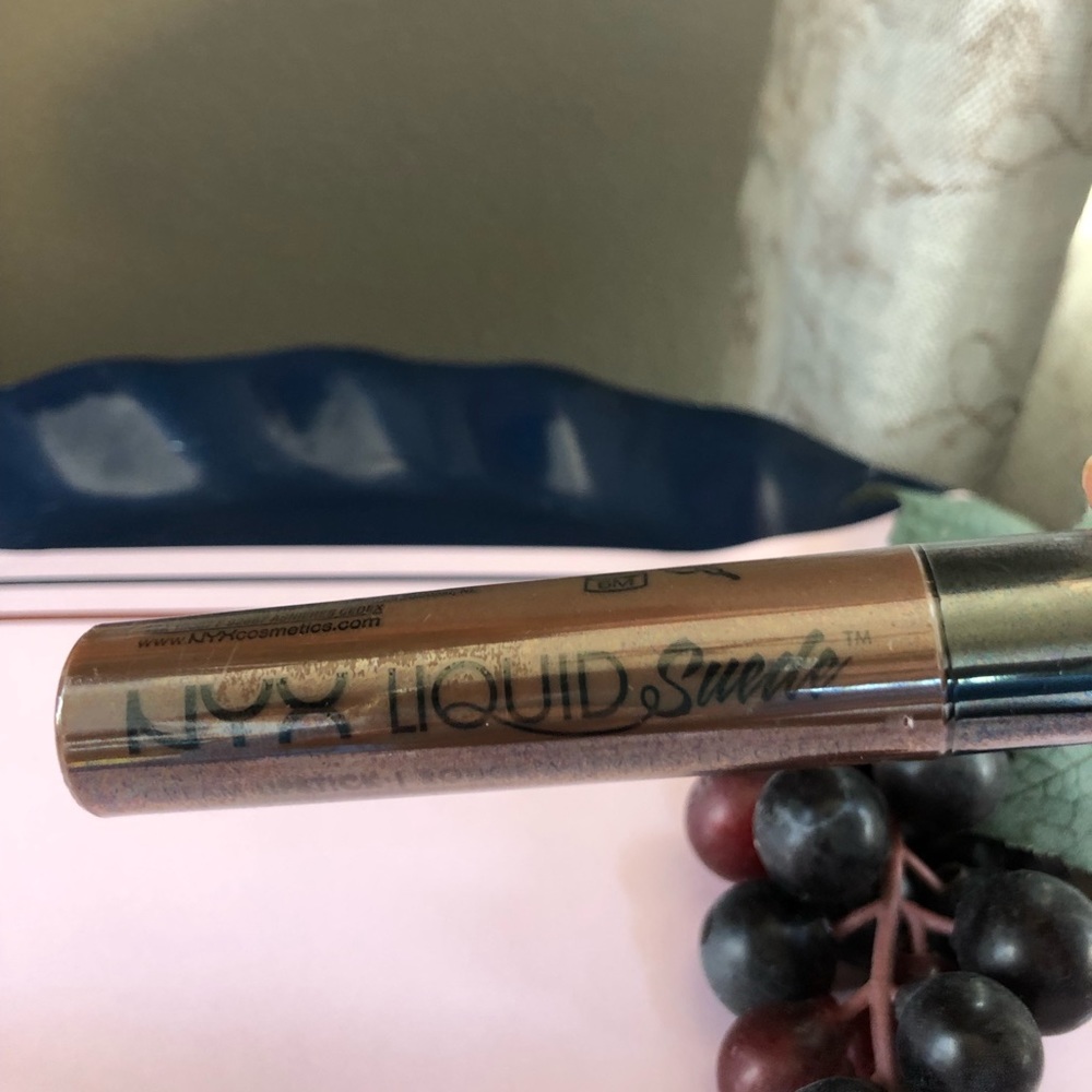 New with tags NYX PROFESSIONAL MAKEUP LIQUID SUEDE